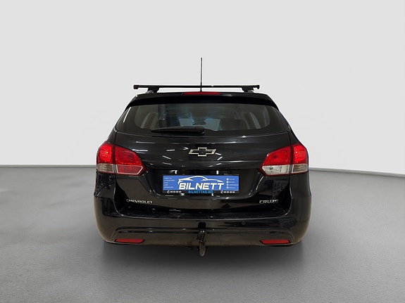 Chevrolet Cruze 5 of 30