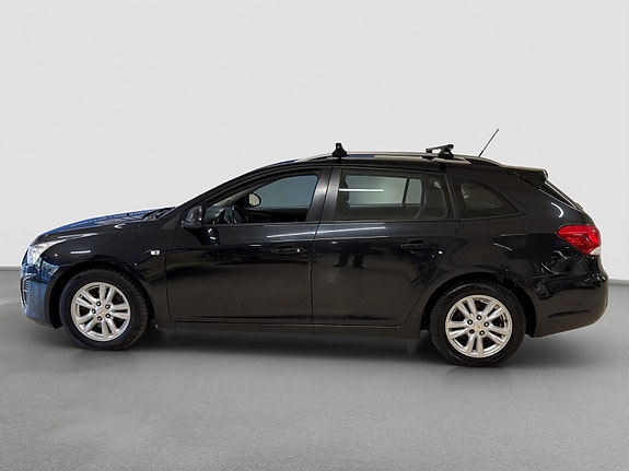 Chevrolet Cruze 7 of 30