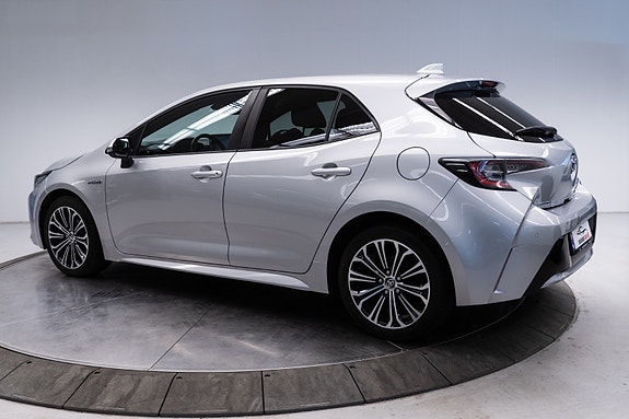 Toyota Corolla 21 of 30