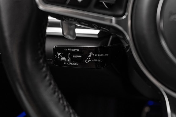 Porsche Panamera 24 of 30