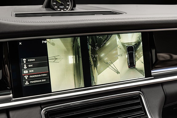 Porsche Panamera 29 of 30