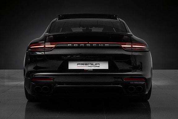 Porsche Panamera 7 of 30