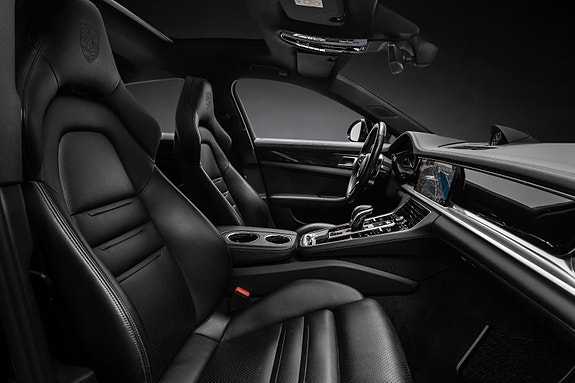 Porsche Panamera 13 of 30