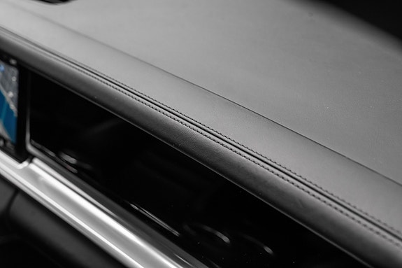 Porsche Panamera 14 of 30