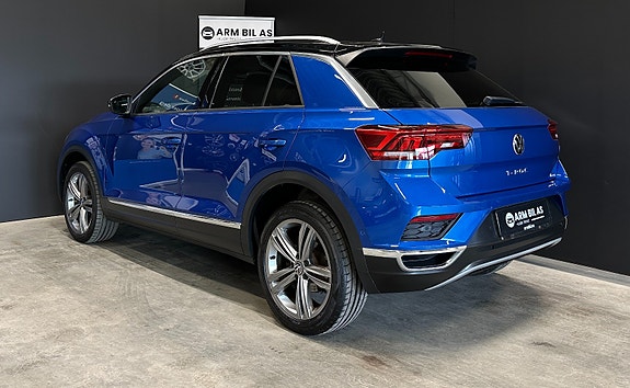 Volkswagen T-Roc 9 of 30