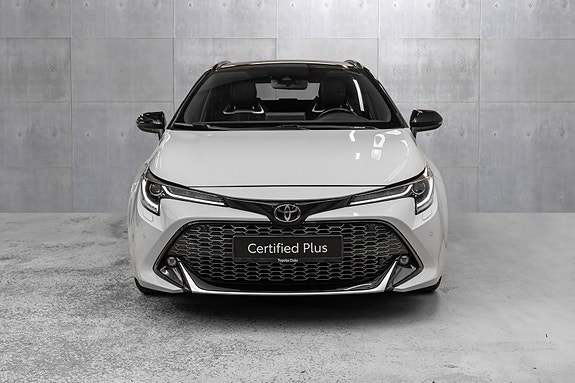 Toyota Corolla 8 of 24