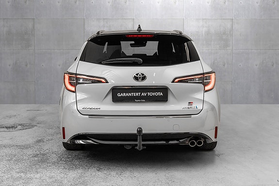 Toyota Corolla 4 of 24