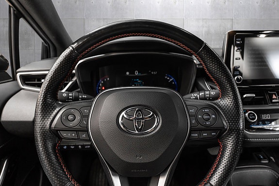 Toyota Corolla 15 of 24