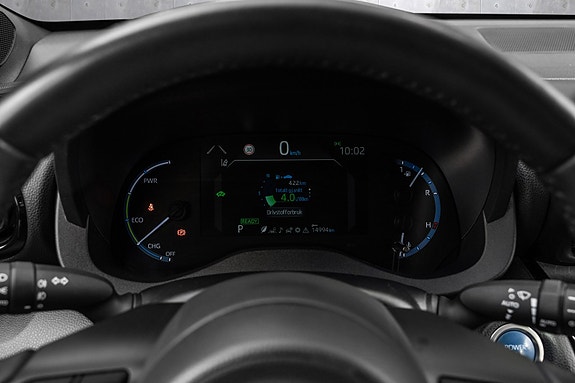 Toyota Yaris Cross 17 of 23