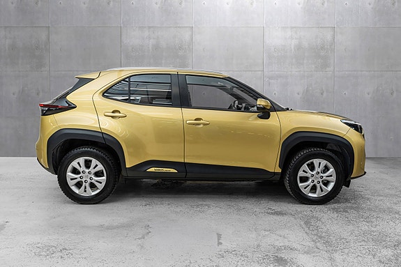 Toyota Yaris Cross 6 of 23
