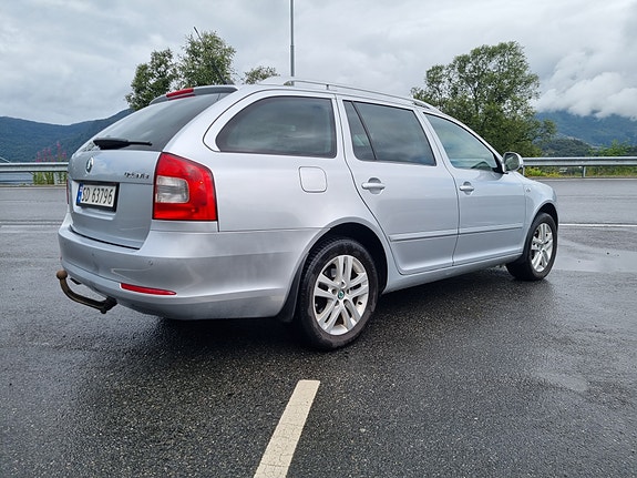 Skoda Octavia 8 of 22