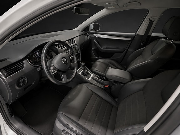 Skoda Octavia 9 of 18