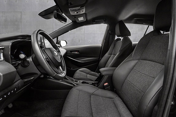 Toyota Corolla 10 of 23
