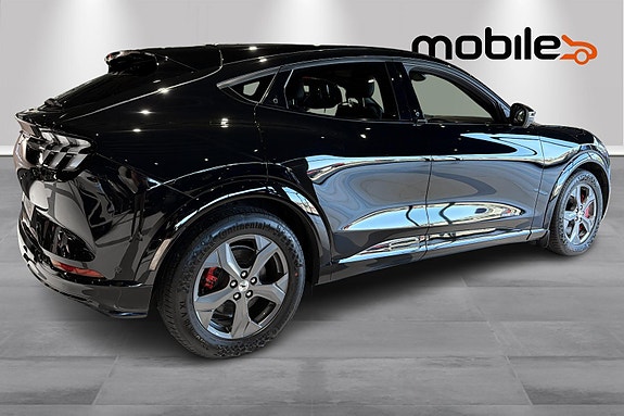 Ford Mustang Mach-E 2 of 26