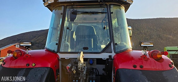 Massey Ferguson 5S.145 16 of 30