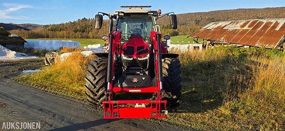 Massey Ferguson 5S.145 9 of 30