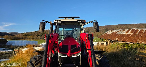 Massey Ferguson 5S.145 12 of 30