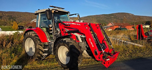Massey Ferguson 5S.145 8 of 30