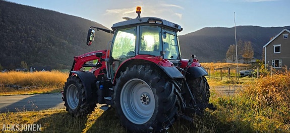 Massey Ferguson 5S.145 4 of 30