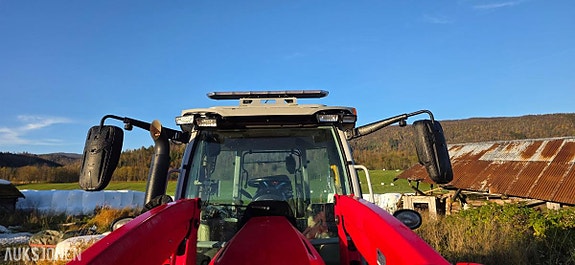 Massey Ferguson 5S.145 13 of 30