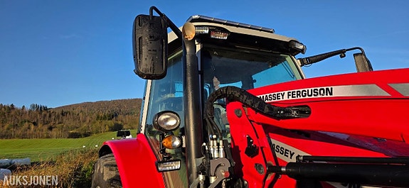 Massey Ferguson 5S.145 25 of 30