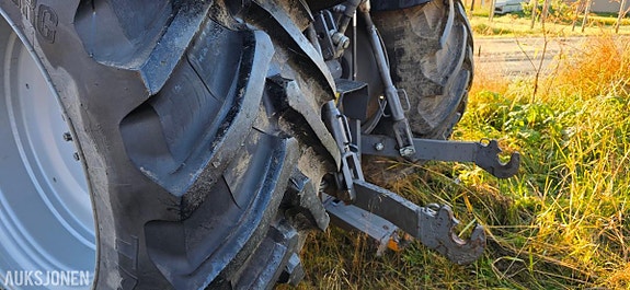Massey Ferguson 5S.145 29 of 30