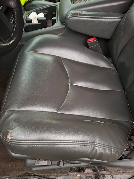 Chevrolet Silverado 2500 13 of 18