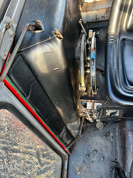 Massey Ferguson 550 12 of 15