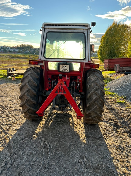 Massey Ferguson 550 5 of 15