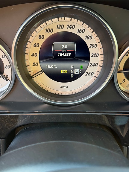 Mercedes-Benz E250 d 16 of 25