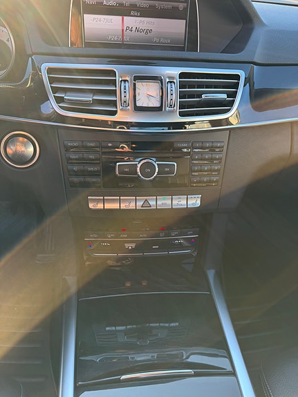 Mercedes-Benz E250 d 24 of 25