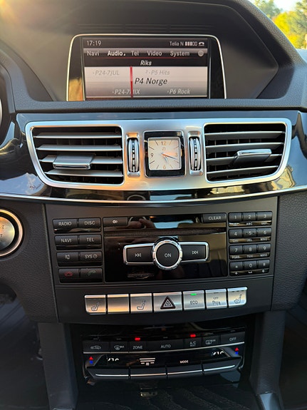 Mercedes-Benz E250 d 23 of 25