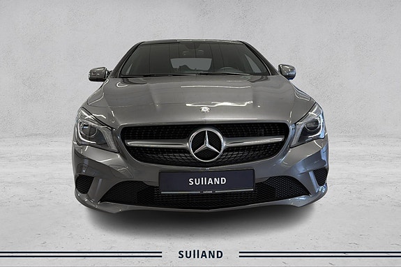 Mercedes-Benz CLA200 8 of 23