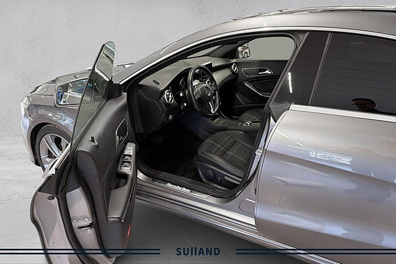 Mercedes-Benz CLA200 15 of 23