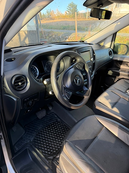 Mercedes-Benz Vito 114 9 of 15