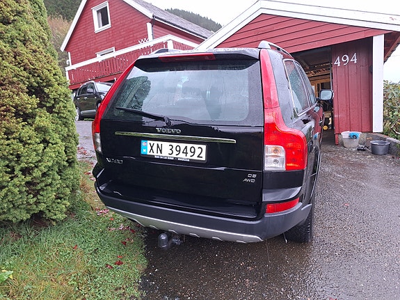 Volvo XC90 6 of 16