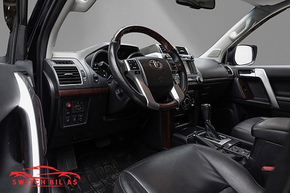 Toyota Land Cruiser 21 of 27