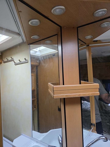 KABE Onyx GXL King Size 16 of 30