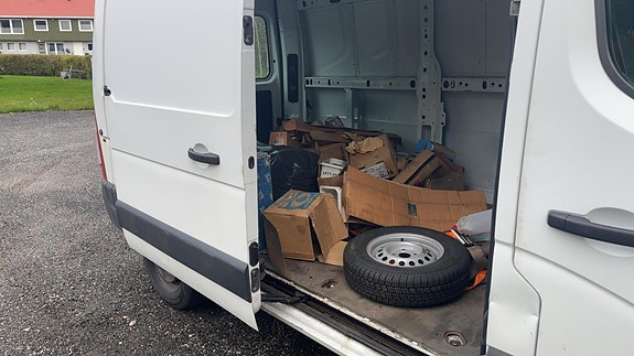 Nissan NV400 5 of 8