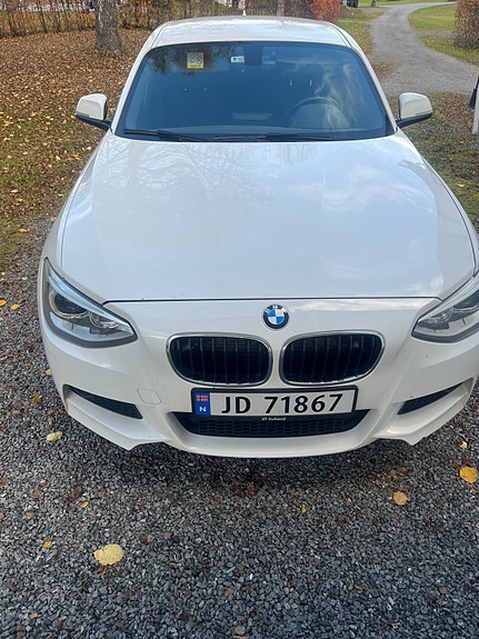 BMW 116i 5 of 7