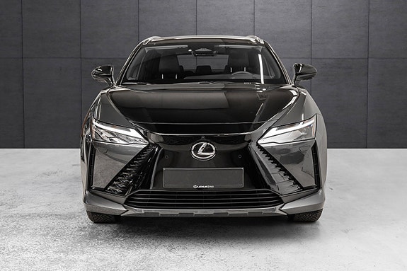 Lexus RZ450e 8 of 26