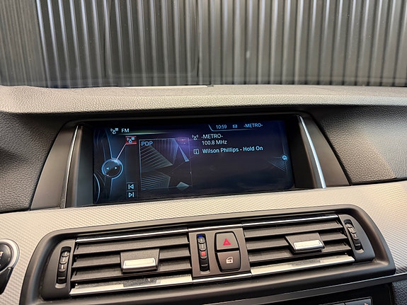 BMW 525d 27 of 30