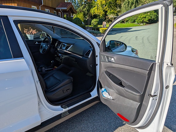 Hyundai Tucson 15 of 23