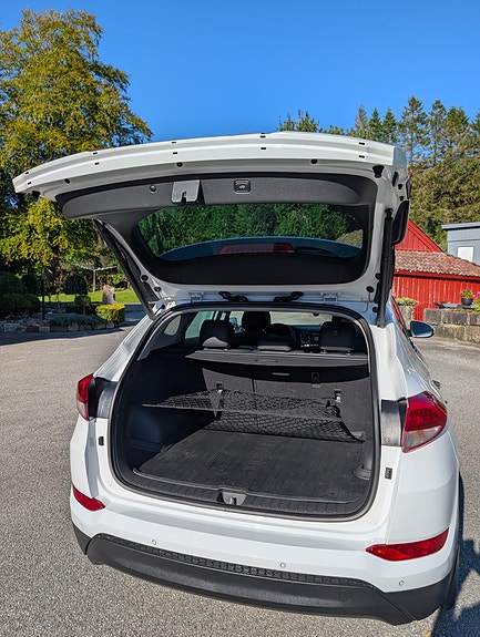 Hyundai Tucson 14 of 23