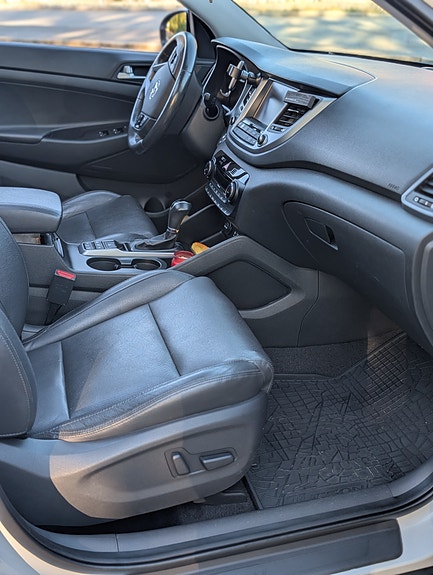 Hyundai Tucson 21 of 23