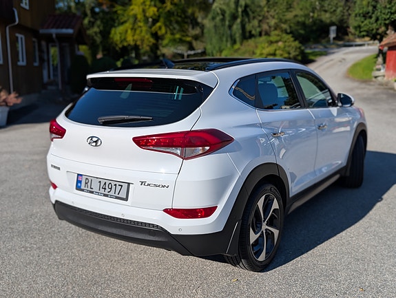 Hyundai Tucson 8 of 23