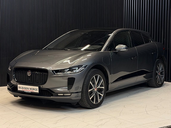 Jaguar I-PACE 4 of 30