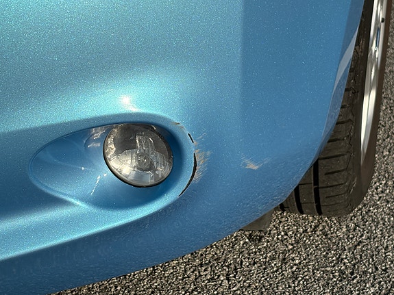 Nissan Leaf 9 of 30