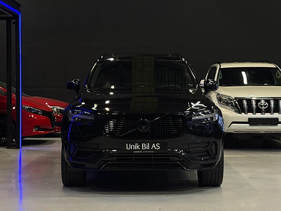 Volvo XC90 4 of 30