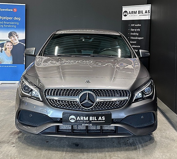 Mercedes-Benz CLA180 2 of 30